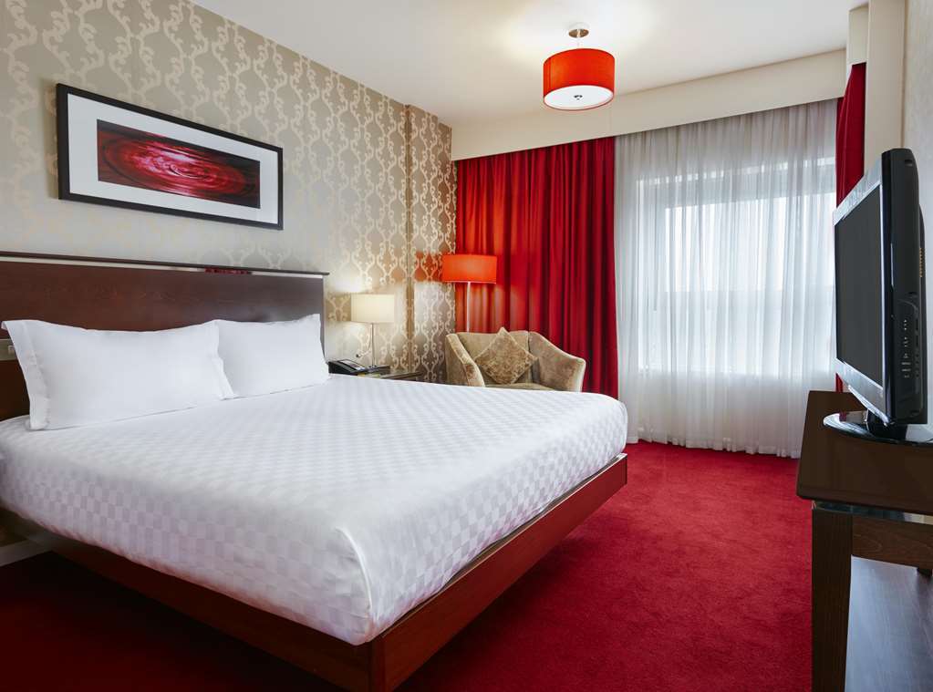 Hilton Garden Inn Aberdeen City Centre Pokój zdjęcie